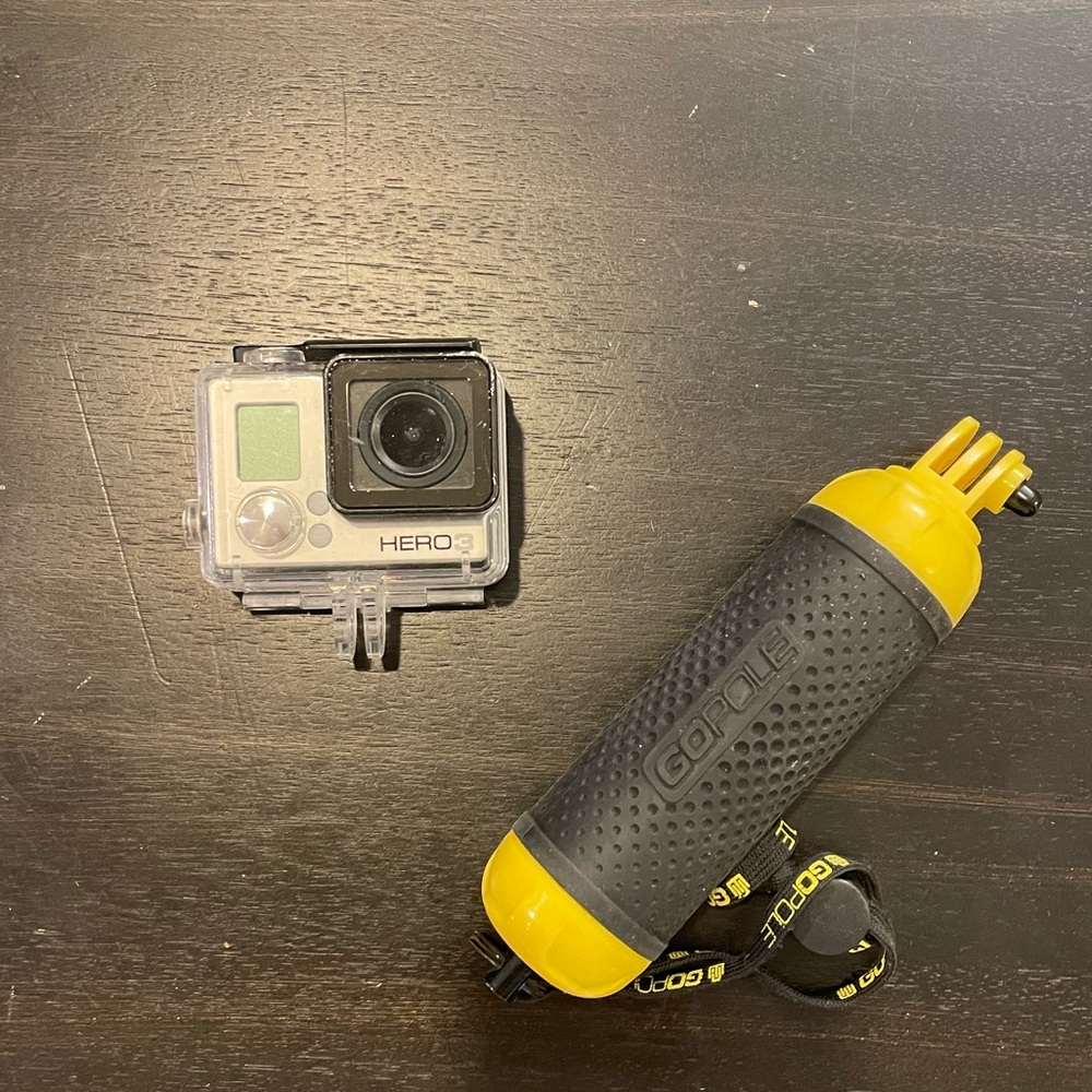 Hero 3 GoPro with accessories